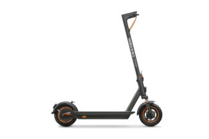 Rent scooter Yadea Scooter